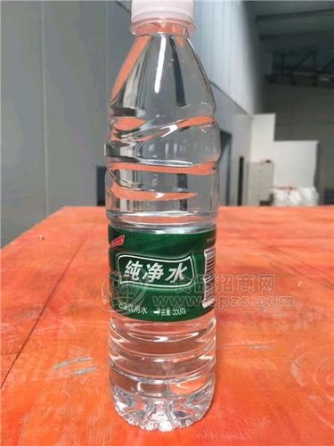 饮用水纯净水图片