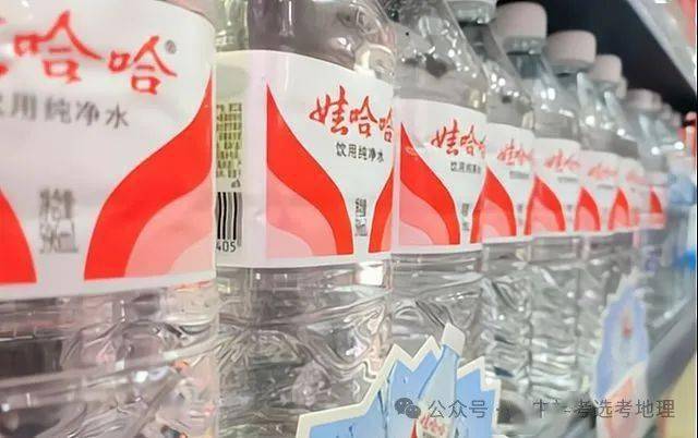 全球新家办 | 一代传奇落幕,950亿娃哈哈家族的「坚守.
