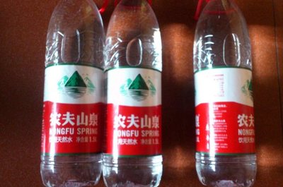 纯净水与矿化水市场概述 主要品牌与销售趋势